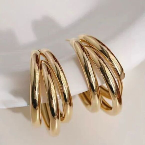 Trendy boutique Jewelry - TRIPLE HOOP EARRINGS